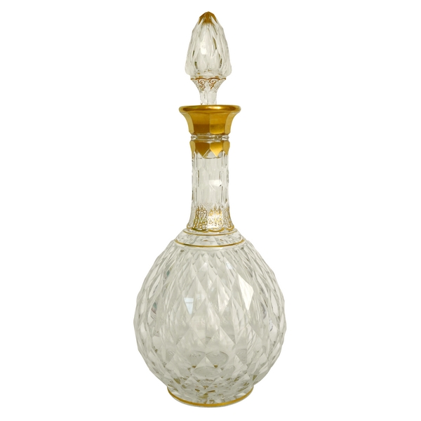 Baccarat crystal wine decanter, Juvisy pattern enhanced with fine gold - original paper sticker