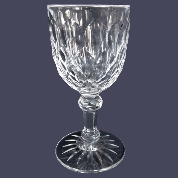 Verre à vin blanc en cristal de Baccarat, modèle Juvisy (service officiel de l'Elysée) - 10,7cm