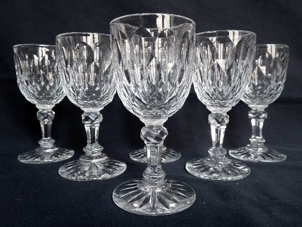 Verre à vin blanc en cristal de Baccarat, modèle Juvisy (service officiel de l'Elysée) - 10,7cm