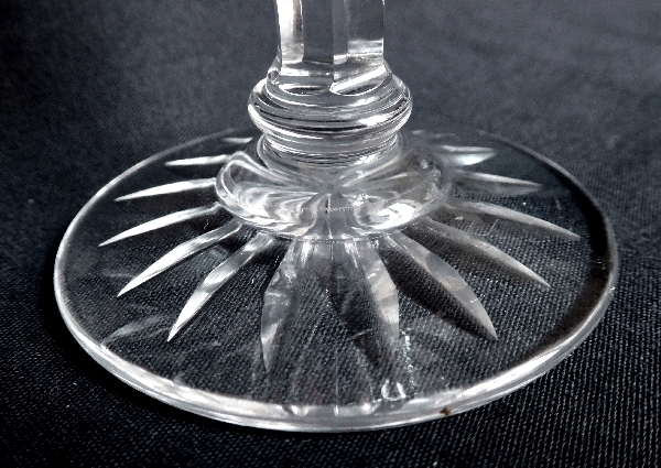 Verre à eau en cristal de Baccarat, modèle Juvisy (service officiel de l'Elysée) - 16,3cm