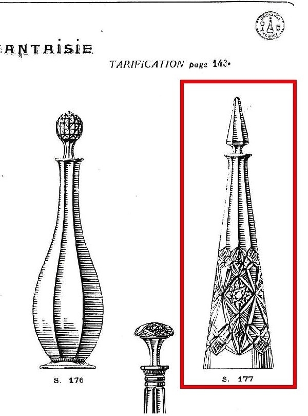 Carafe à vin du Rhin en cristal de Baccarat overlay violine, modèle Lagny