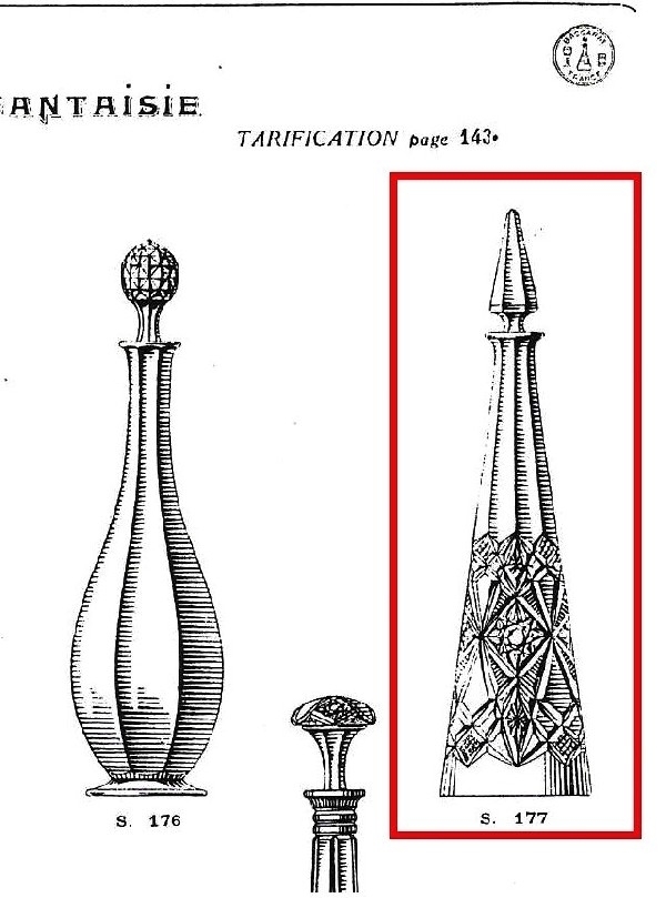 Carafe à liqueur en cristal de Baccarat overlay vert, modèle Lagny - signature gravée