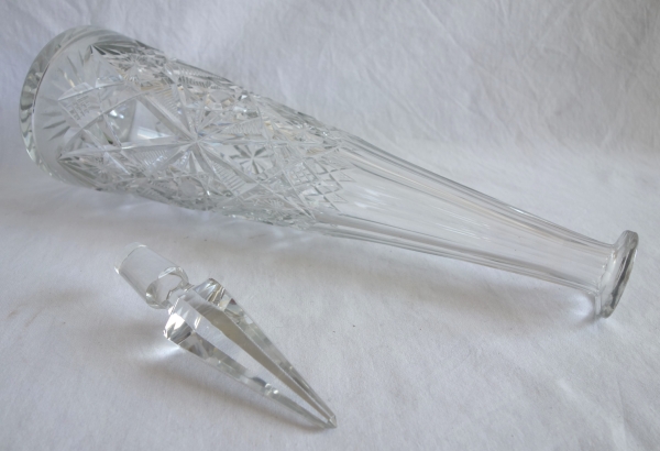 Carafe à vin du Rhin en cristal de Baccarat taillé, modèle Lagny - 42cm