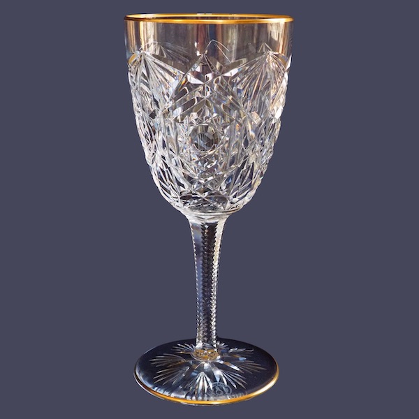 Baccarat crystal burgundy wine glass, Lagny pattern gilt with fine gold - 14.7cm