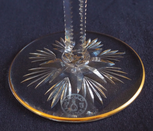 Verre à eau en cristal de Baccarat, modèle Lagny doré - 16,5cm