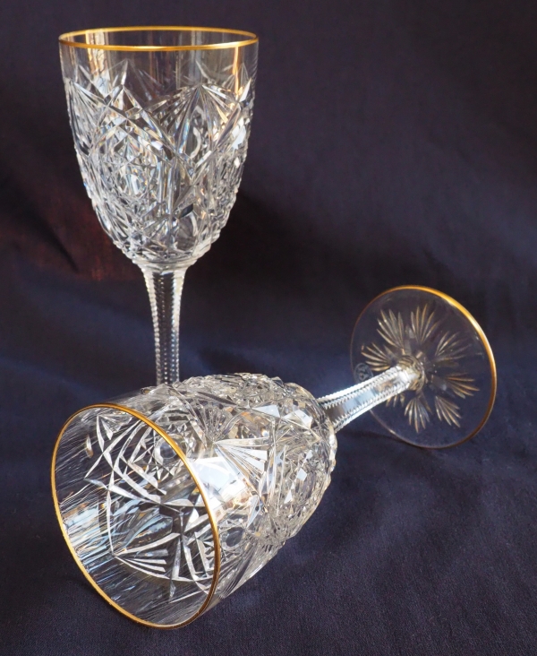 Baccarat crystal wine glass, Lagny pattern gilt with fine gold - 13cm