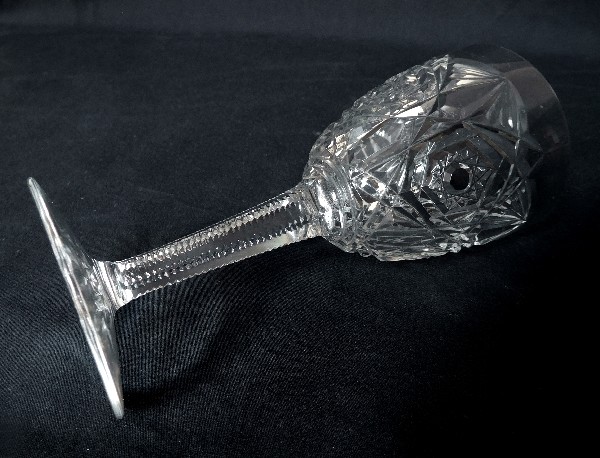 Verre à vin ou à porto en cristal de Baccarat, modèle Lagny - 13cm - signé