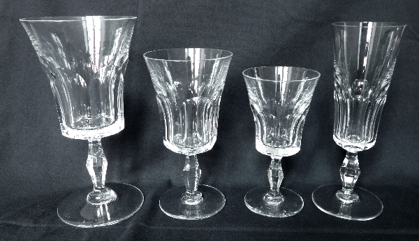 Verre à eau en cristal de Baccarat, modèle Lauzun - 17,4cm - signé