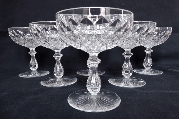 Coupe à champagne en cristal de Baccarat, modèle Libourne (modèle GG)