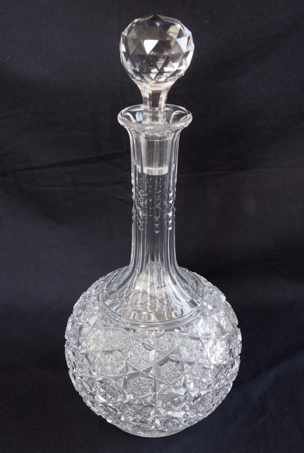 Baccarat crystal wine decanter, Lorient pattern - 31cm