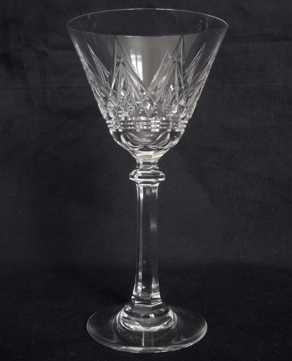 Baccarat crystal wine glass, Louvois pattern - 15cm - signed