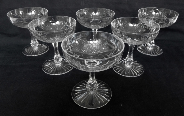 Coupe à champagne en cristal de Baccarat, modèle Maintenon