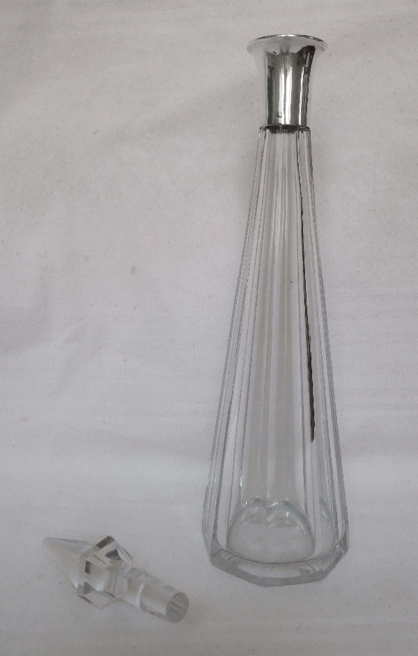 Carafe à liqueur en cristal de Baccarat, monture en argent massif, modèle Malmaison