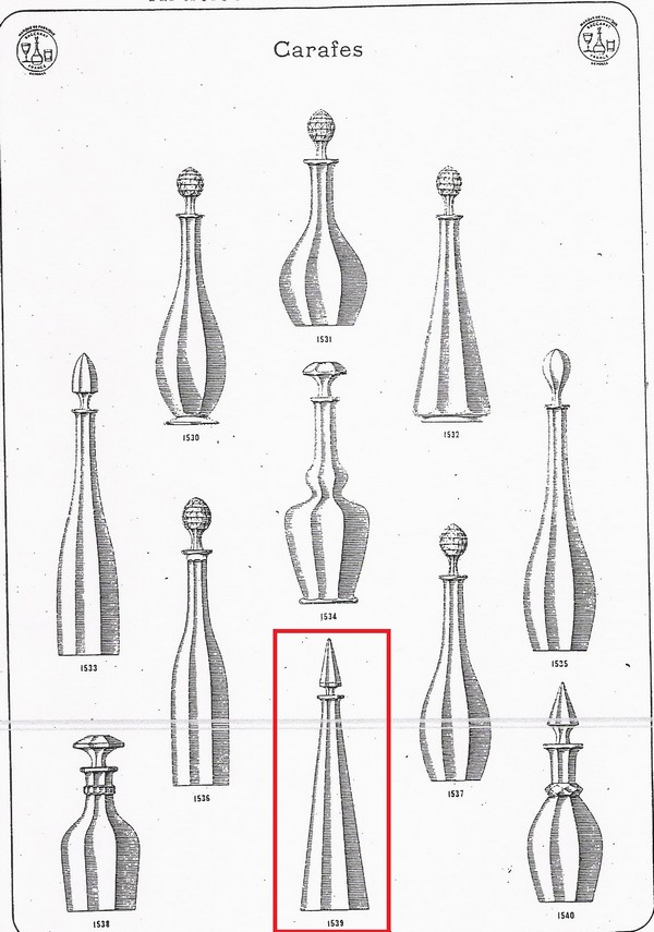 Carafe à liqueur en cristal de Baccarat, modèle Malmaison - signée