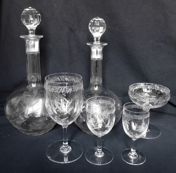 Baccarat crystal wine decanter, Mimosas pattern - 27.1cm