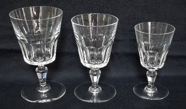 Baccarat crystal wine or port glass, Missouri pattern - signed - 12cm