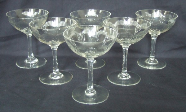 Coupe à champagne en cristal de Baccarat, modèle Molière