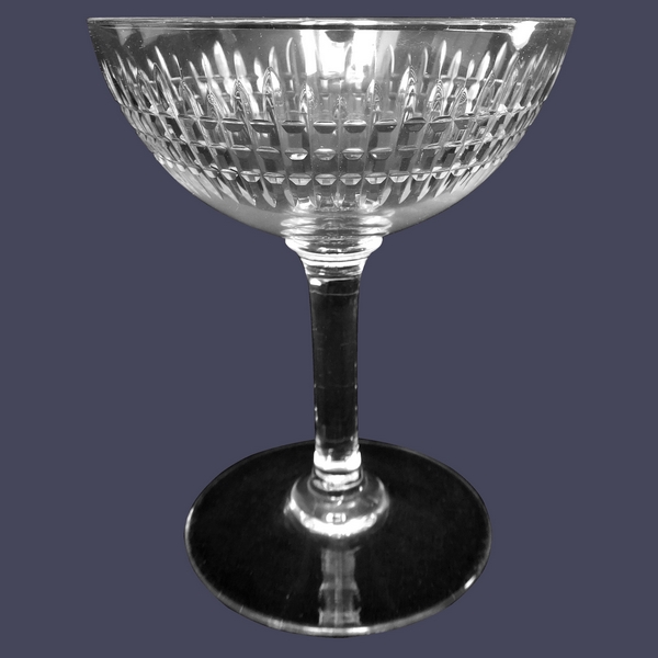 Coupe à champagne en cristal de Baccarat, modèle Nancy