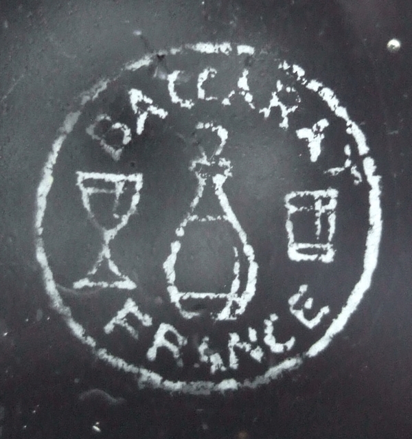 Flûte à champagne en cristal de Baccarat, modèle Nancy - signée