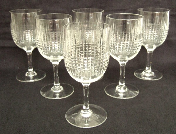 Baccarat crystal wine glass, Nancy pattern - 14.1cm