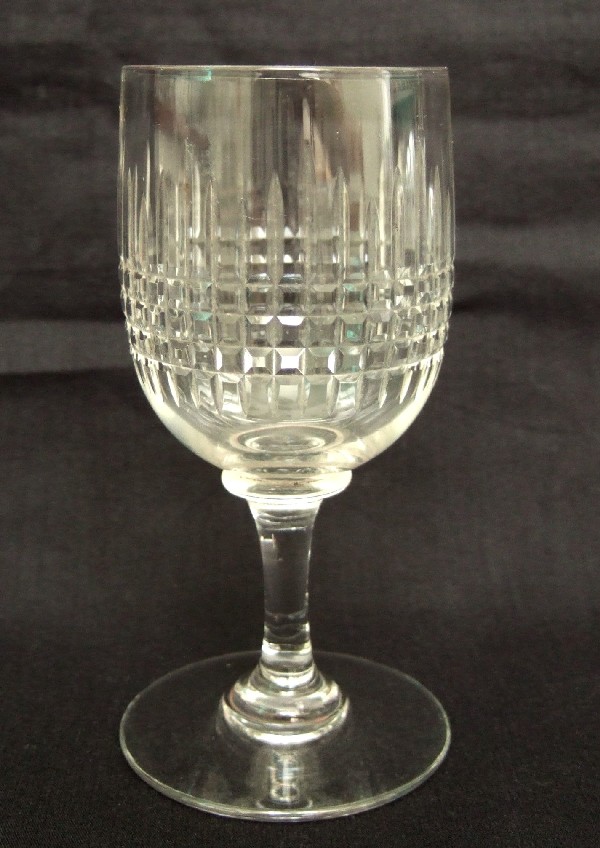 Baccarat crystal wine glass, Nancy pattern - 14.1cm