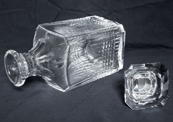 Carafe à whisky en cristal de Baccarat, modèle Nancy - signée