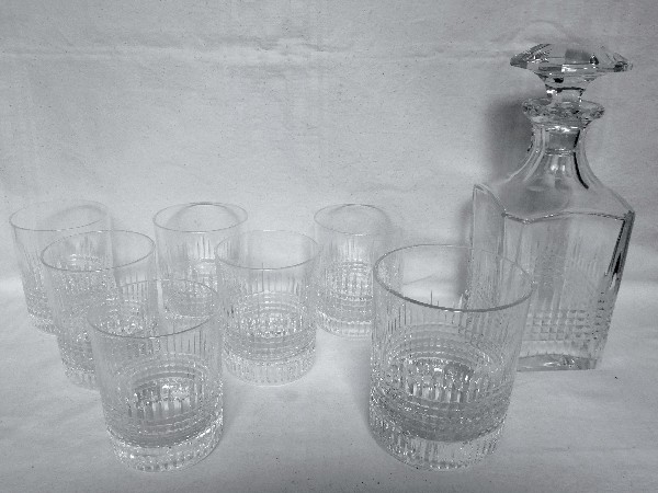 Carafe à whisky en cristal de Baccarat, modèle Nancy - signée