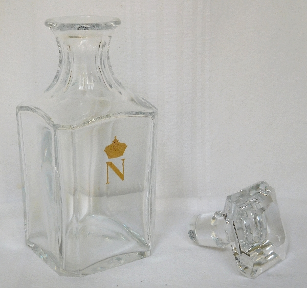 Carafe à cognac en cristal de Baccarat, modèle Perfection Napoléon - signée