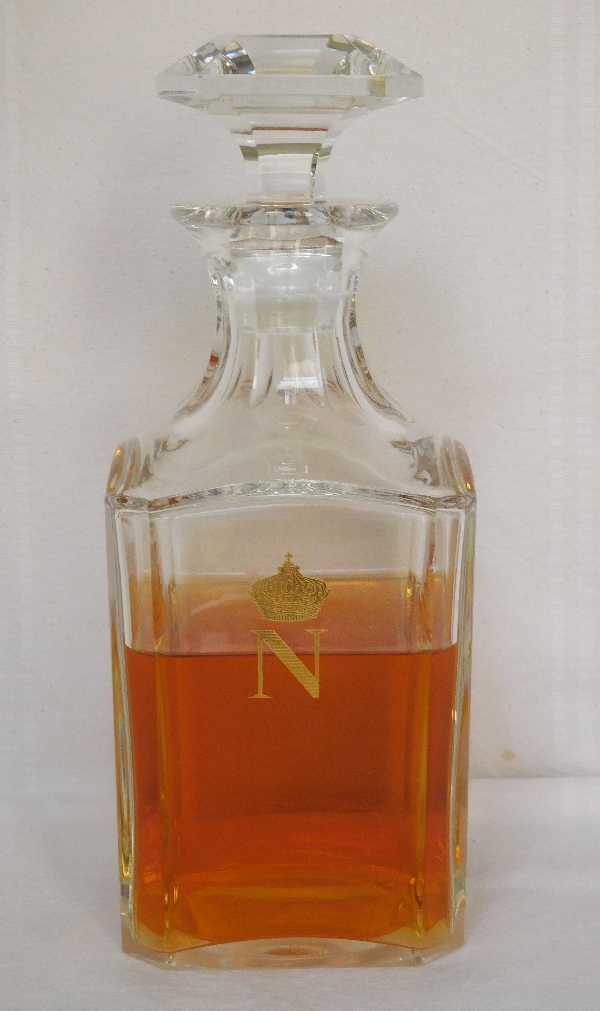 Baccarat crystal cognac / brandy decanter, Perfection Napoleon pattern - signed