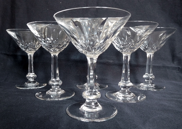 Coupe à champagne en cristal de Baccarat, modèle Picardie - signée