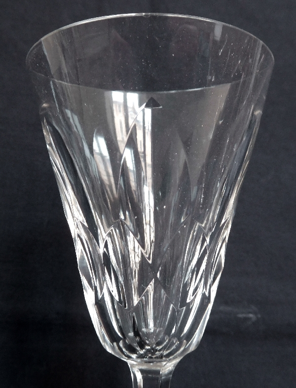 Baccarat crystal wine glass or port glass, Picardie pattern - signed - 12.2cm