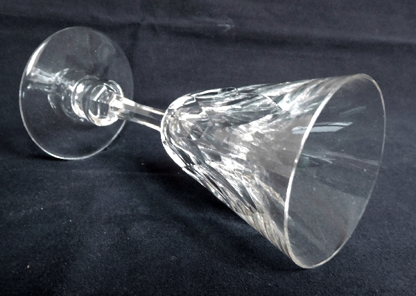 Verre à eau en cristal de Baccarat, modèle Picardie - signé - 17,8cm