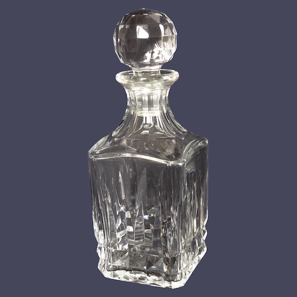 Carafe à whisky ou cognac en cristal de Baccarat, modèle Piccadilly - signé