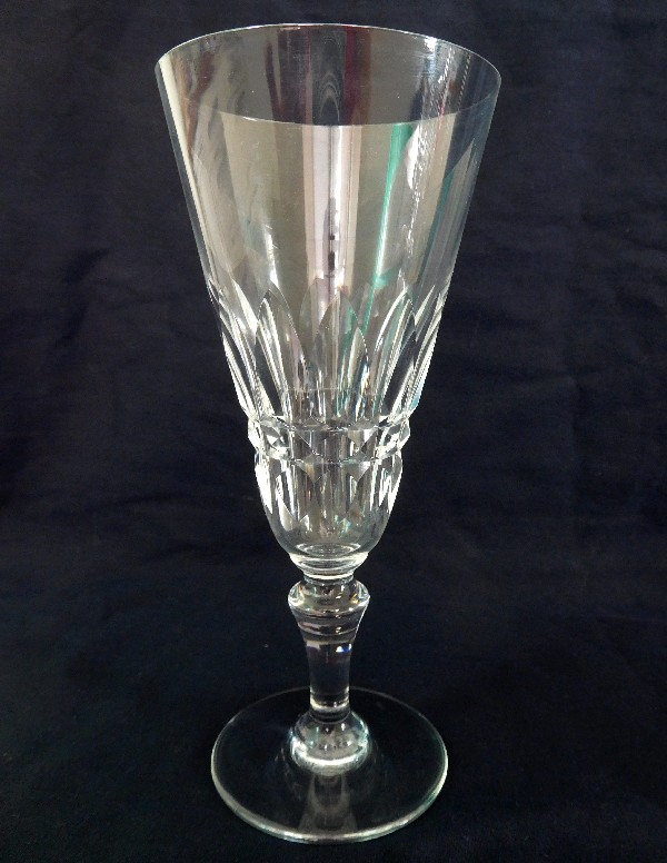 Flûte à champagne en cristal de Baccarat, modèle Piccadilly - signée