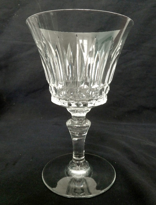 Baccarat crystal wine glass, Piccadilly pattern - signed - 14cm