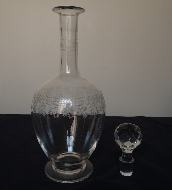 Grande carafe à vin en cristal de Baccarat, modèle Pompadour - 33cm