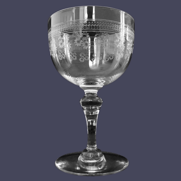 Baccarat cristal wine glass, Pompadour pattern - 11,1cm