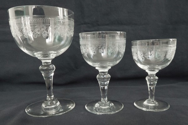 Baccarat cristal wine or port glass, Pompadour pattern - 10cm