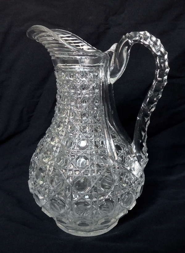 Pichet / broc / carafe à eau en cristal de Baccarat, modèle Pontarlier (Diamants Pierreries)