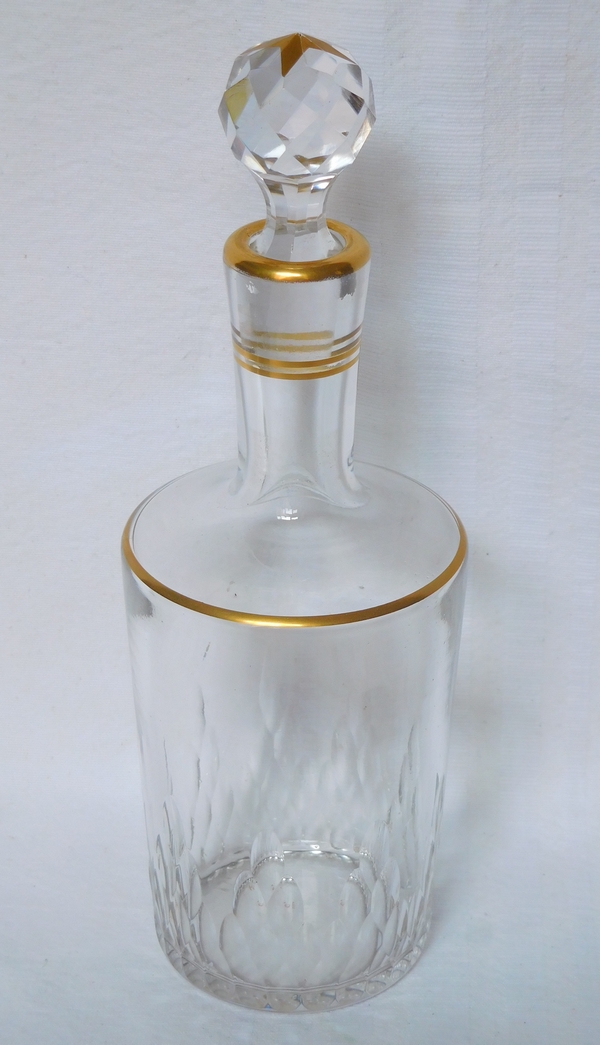 Baccarat crystal liquor decanter, Richelieu pattern enhanced with fine gold