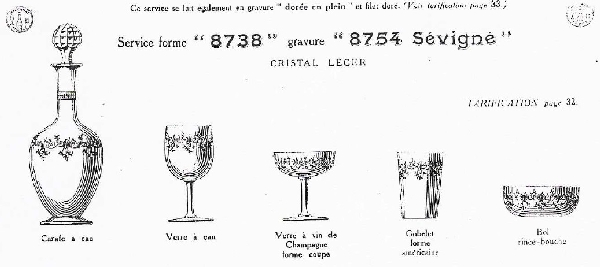 Verre à vin en cristal de Baccarat, modèle Sévigné doré / modèle Récamier - 14cm - signé