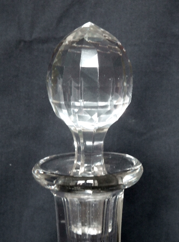 Baccarat crystal wine decanter, Thorigny pattern - signed - 29.5cm