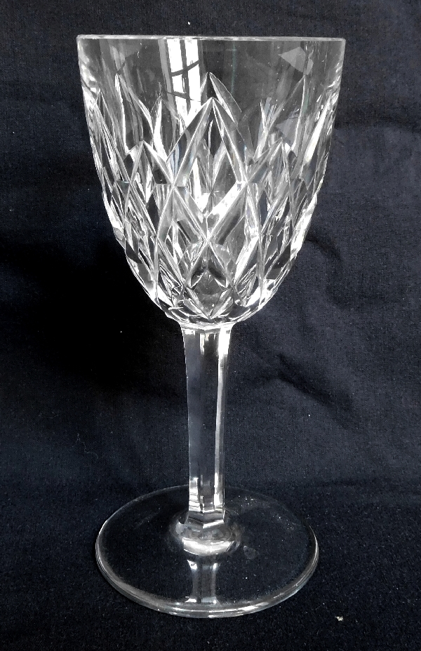 Baccarat crystal water glass, Thorigny pattern - signed - 18.3cm