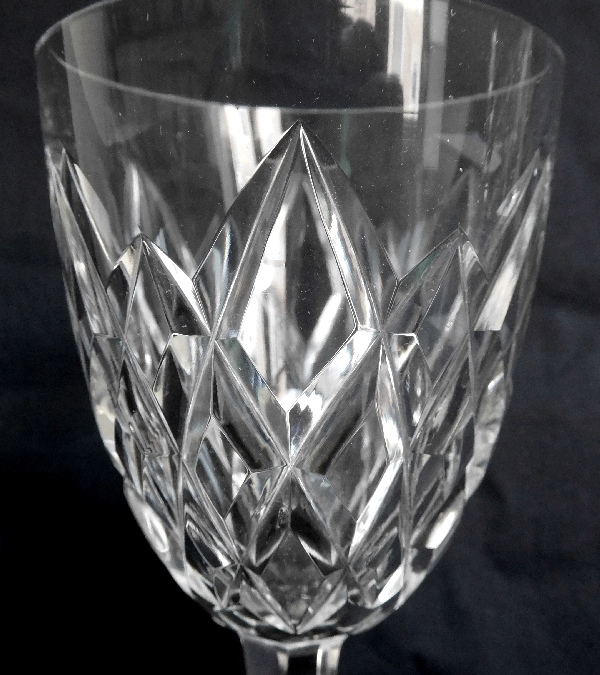 Baccarat crystal water glass, Thorigny pattern - signed - 18.3cm