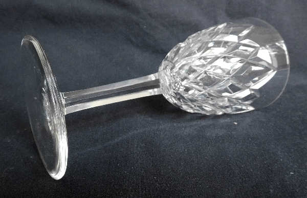 Baccarat crystal water glass, Thorigny pattern - signed - 18.3cm