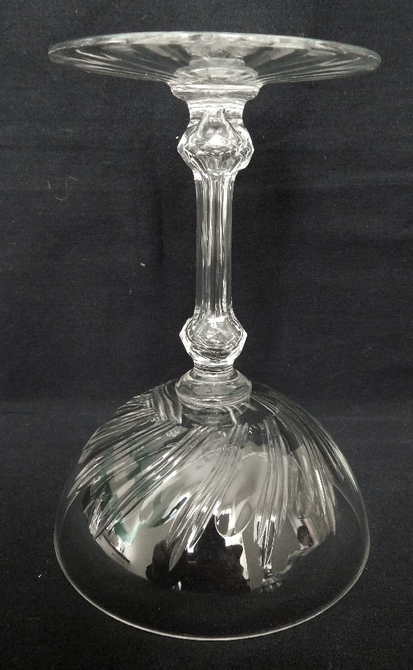 Coupe à champagne en cristal de Baccarat, modèle à torsades taille 8659