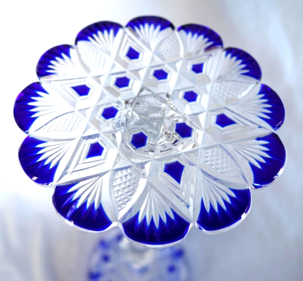 Coupe à champagne en cristal de Baccarat, modèle Tsar, cristal overlay bleu cobalt - 22cm