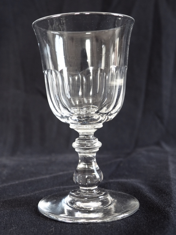 Verre à eau en cristal de Baccarat forme tulipe à pans coupés - 15cm