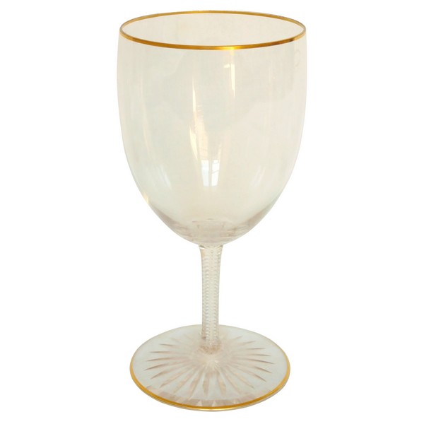 Baccarat crystal wine glass, F shape, cut crystal enhanced with fine gold - 12.7cm