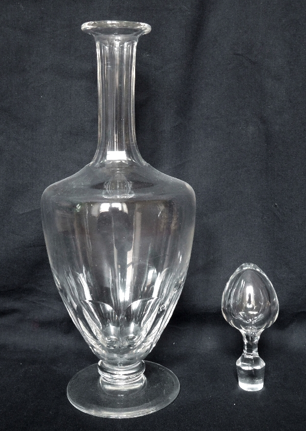 Baccarat crystal wine decanter, Zurich pattern - signed